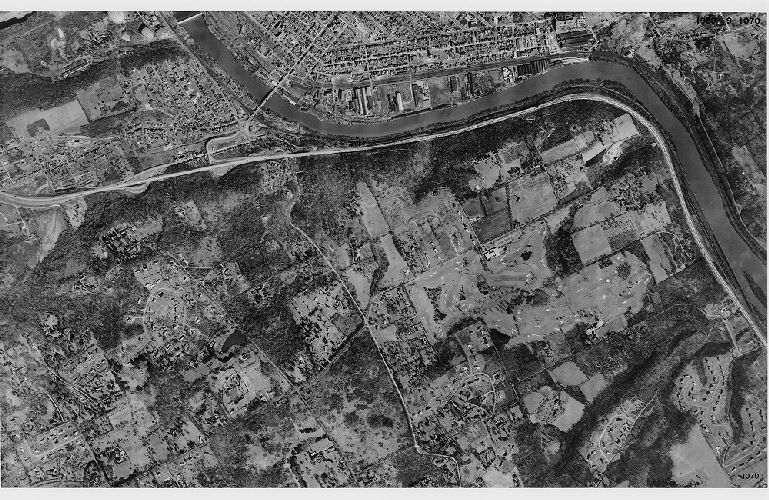 Aerial Photo 9-1070, Aerial Photographs of the Delaware Valley