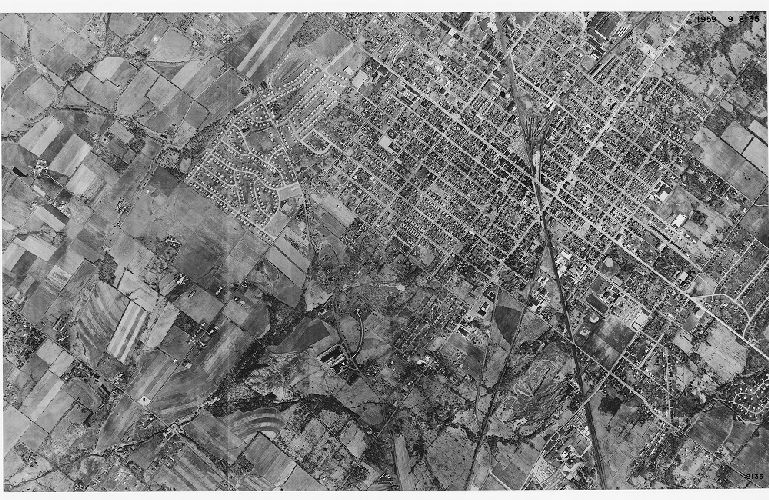 Aerial Photo 9-8135, Aerial Photographs of the Delaware Valley