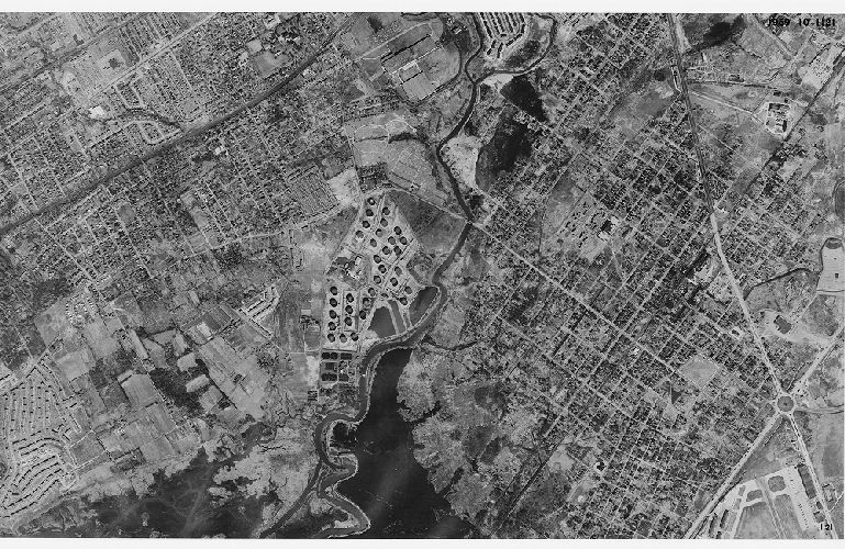 Aerial Photo 10-1121, Aerial Photographs of the Delaware Valley