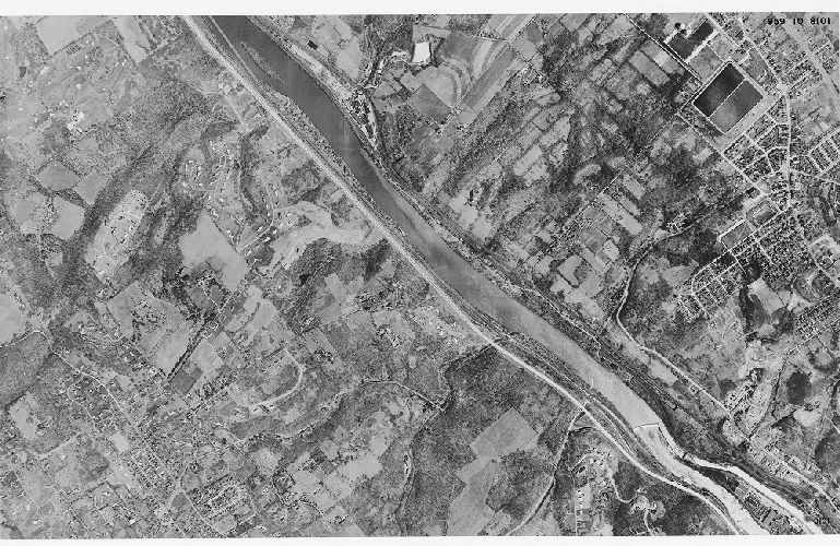 Aerial Photo 10-8101, Aerial Photographs of the Delaware Valley