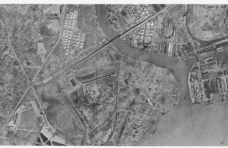 Aerial Photo 11-677, Aerial Photographs of the Delaware Valley