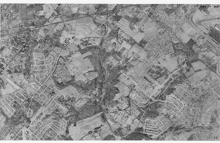 Aerial Photo 14-818, Aerial Photographs of the Delaware Valley