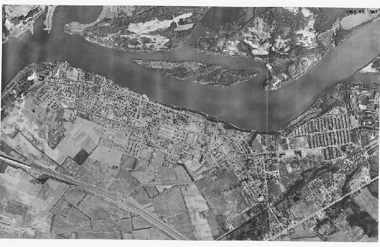 Aerial Photo 20-385, Aerial Photographs of the Delaware Valley