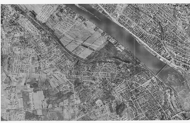 Aerial Photo 20-390, Aerial Photographs of the Delaware Valley