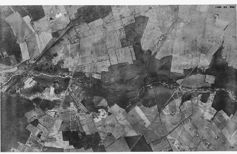 Aerial Photo 23-542, Aerial Photographs of the Delaware Valley