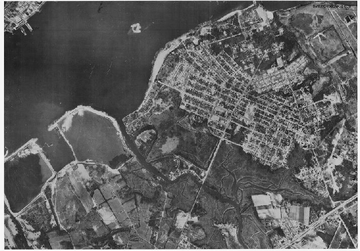 Aerial Photo A32 B30, Aerial Photographs of the Delaware Valley