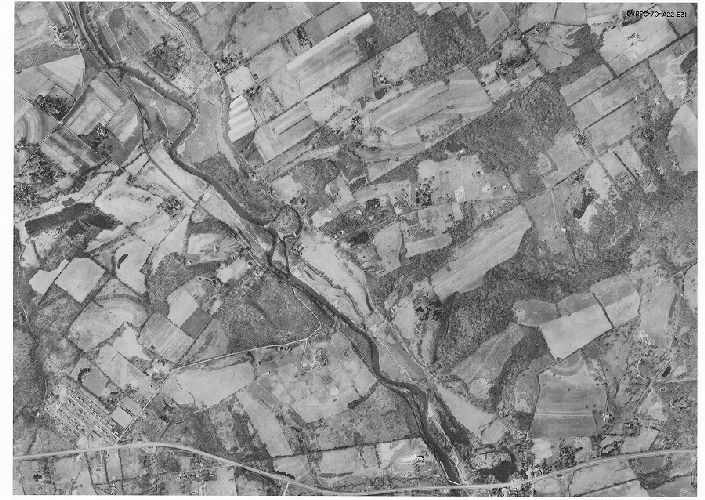 Aerial Photo A22 B31, Aerial Photographs of the Delaware Valley