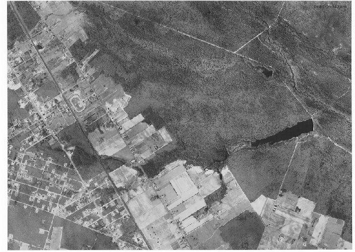 Aerial Photo A40 B24, Aerial Photographs of the Delaware Valley