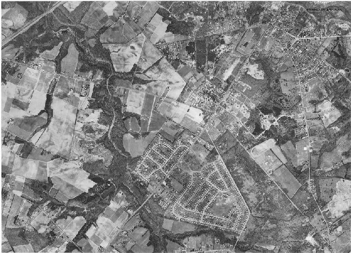 Aerial Photo A32 B26, Aerial Photographs of the Delaware Valley