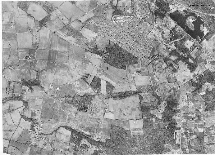 Aerial Photo A44 B34, Aerial Photographs of the Delaware Valley