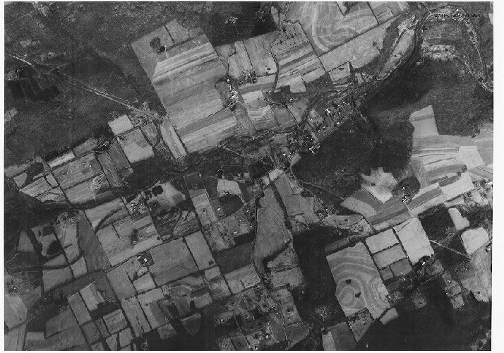 Aerial Photo A31 B64, Aerial Photographs of the Delaware Valley
