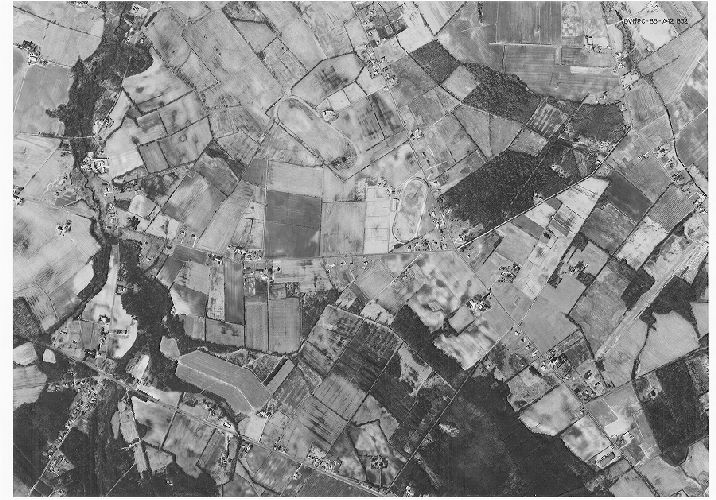 Aerial Photo A42 B32, Aerial Photographs of the Delaware Valley