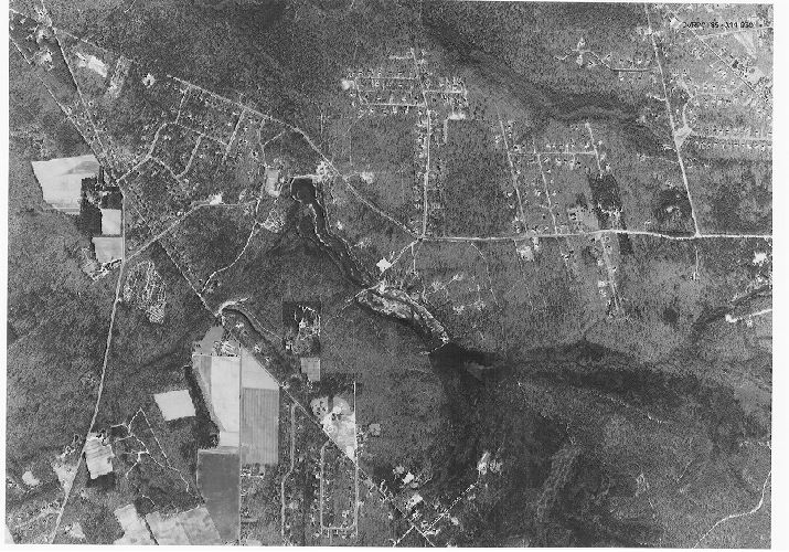Aerial Photo A44 B30, Aerial Photographs of the Delaware Valley