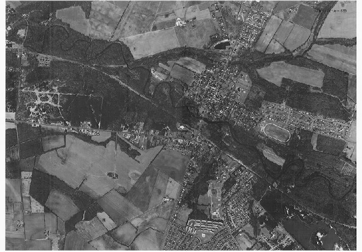 Aerial Photo A44 B35, Aerial Photographs of the Delaware Valley