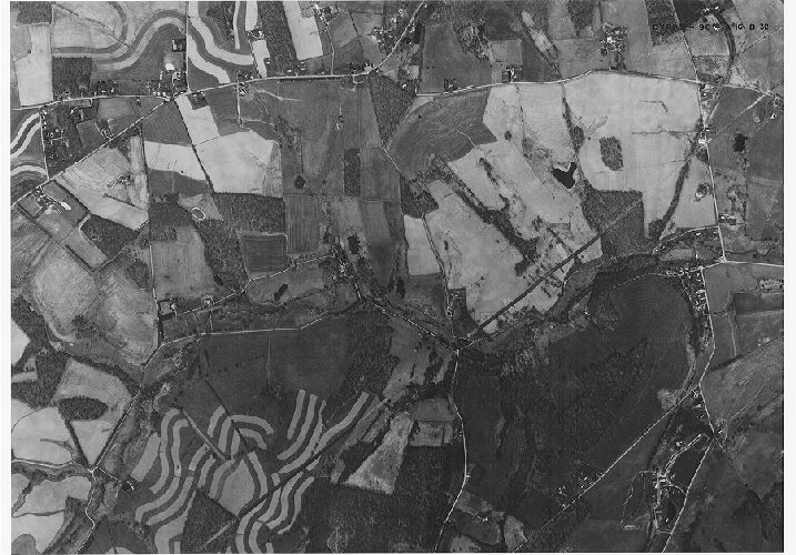 Aerial Photo A16 B32, Aerial Photographs of the Delaware Valley