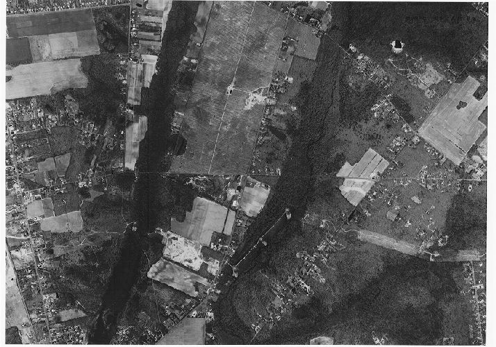 Aerial Photo A35 B19, Aerial Photographs of the Delaware Valley