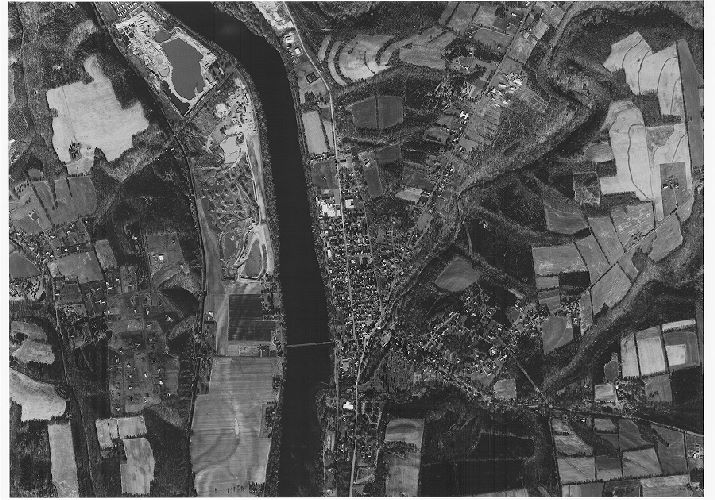 Aerial Photo A35 B62, Aerial Photographs of the Delaware Valley