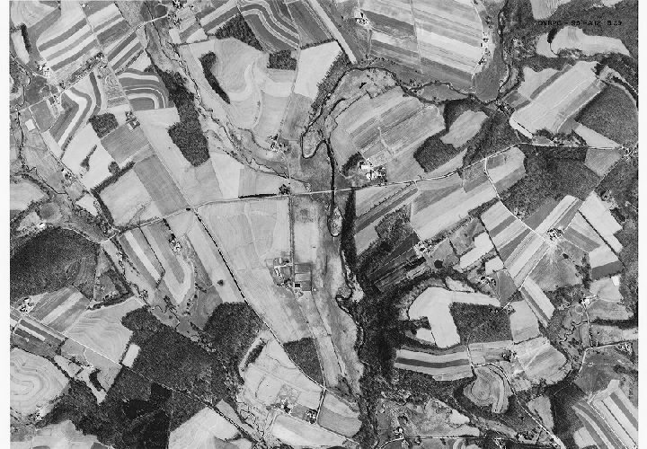 Aerial Photo A12 B29, Aerial Photographs of the Delaware Valley