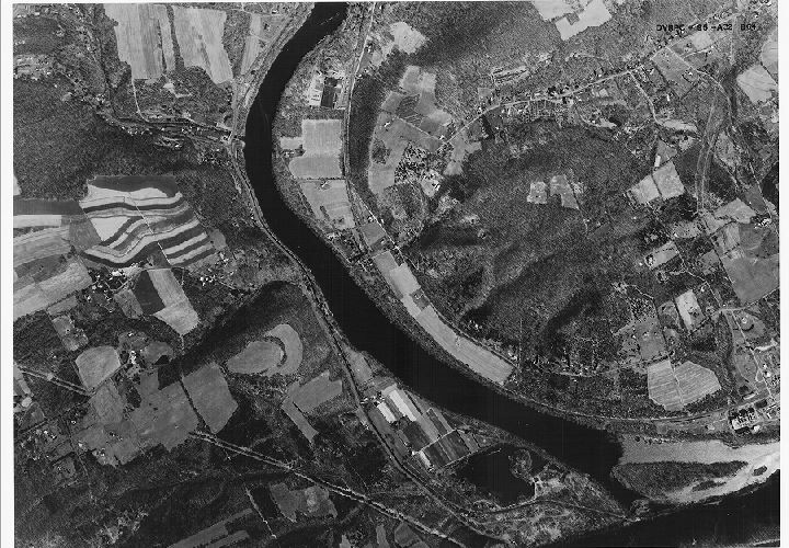 Aerial Photo A32 B64, Aerial Photographs of the Delaware Valley