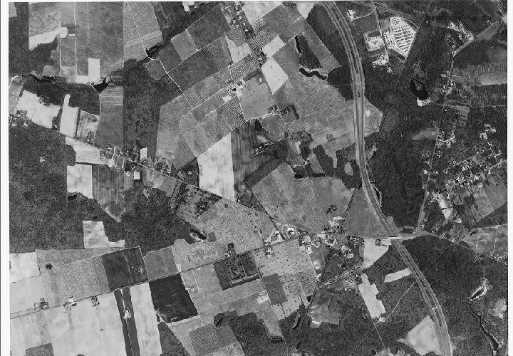 Aerial Photo A33 B21, Aerial Photographs of the Delaware Valley