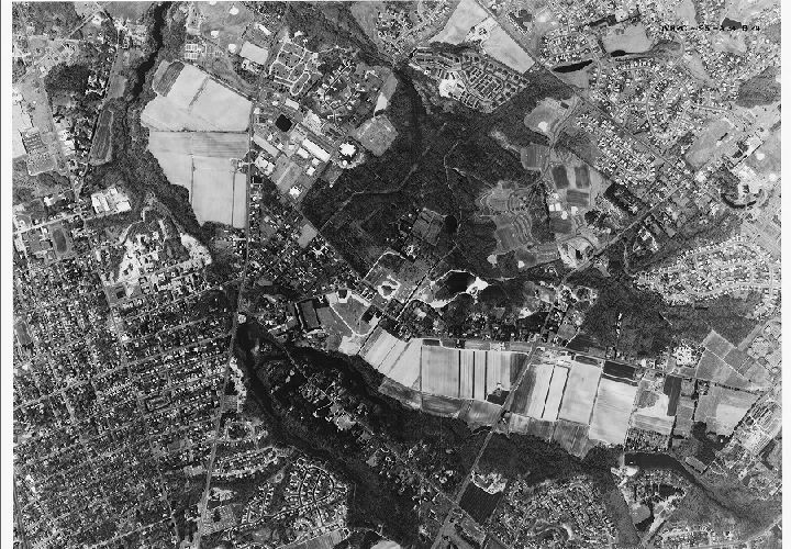 Aerial Photo A34 B24, Aerial Photographs of the Delaware Valley