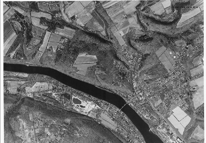 Aerial Photo A34 B64, Aerial Photographs of the Delaware Valley