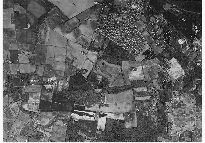 Aerial Photo A44 B34, Aerial Photographs of the Delaware Valley